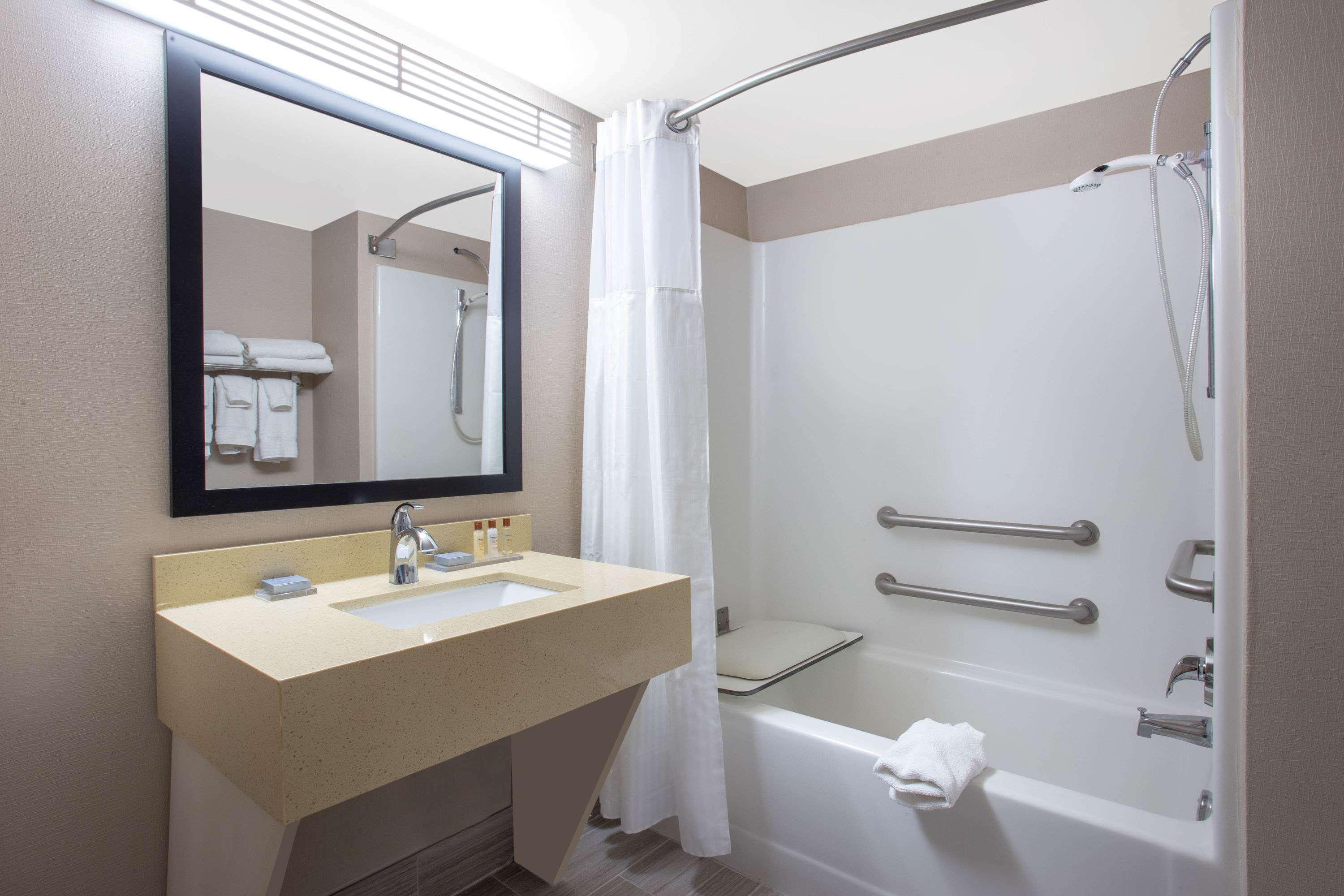 Wingate By Wyndham Indianapolis Airport Plainfield Hotell Exteriör bild
